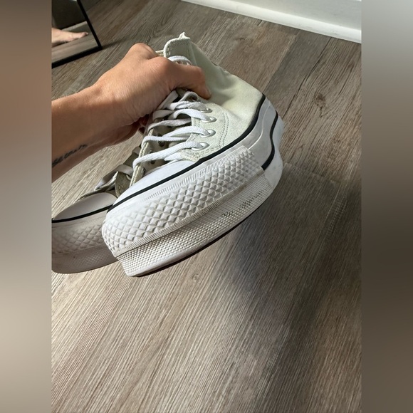 Converse All Star Platform Sneakers High Tops Sage Green White Size 6 Chucks - Picture 11 of 16